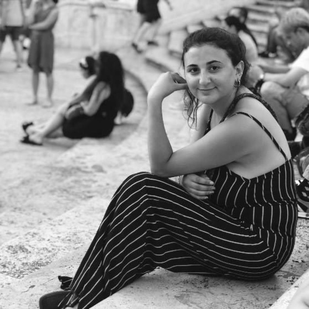 Meet your Posher, Marissa